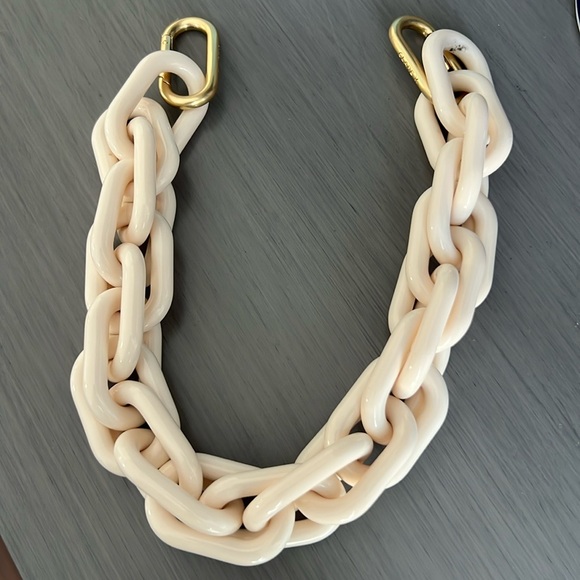 Clare V Handbags - Clare V Resin Shortie Strap Cream